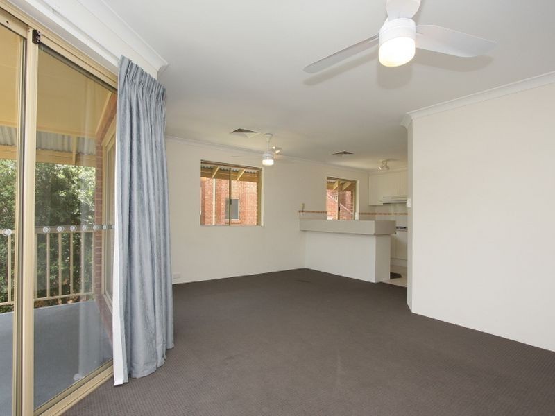 8/12 King George Street, Victoria Park WA 6100