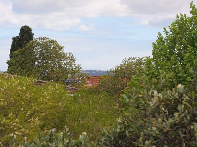 8/12 King George Street, Victoria Park WA 6100