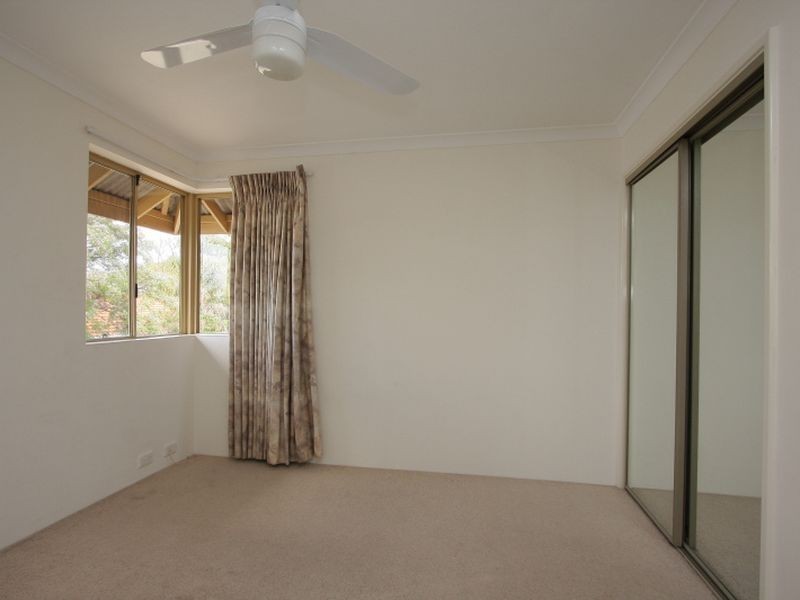 8/12 King George Street, Victoria Park WA 6100