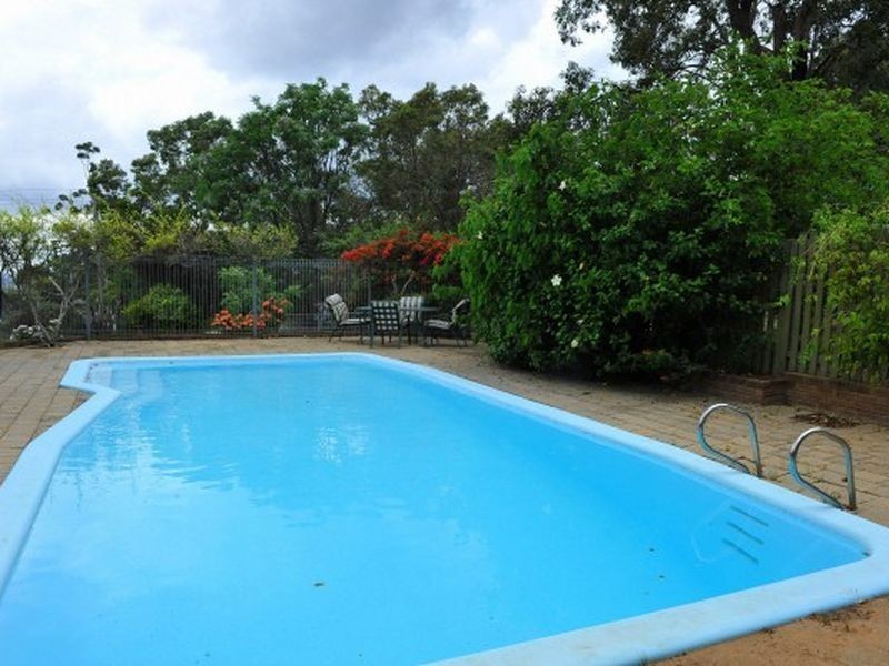 88 Gooseberry Hill Rd, Gooseberry Hill WA 6076