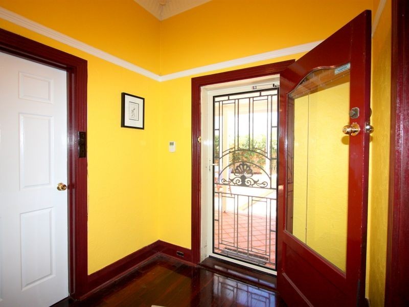 5/273 Canning Highway, Como WA 6152