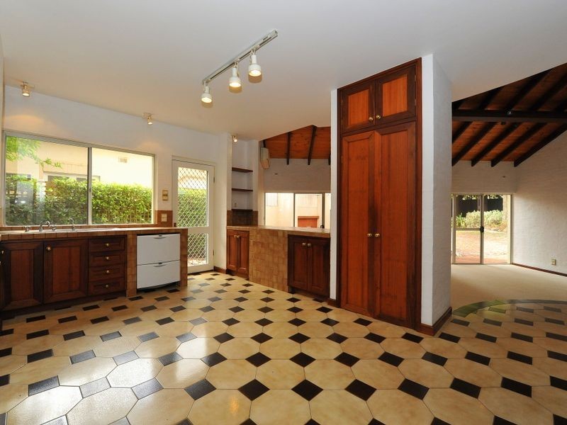 2 Hopetoun Street, South Perth WA 6151