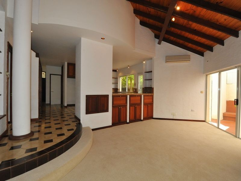 2 Hopetoun Street, South Perth WA 6151