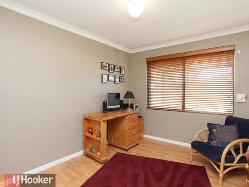 11 Ashtreet Boulevard, Wattle Grove WA 6107