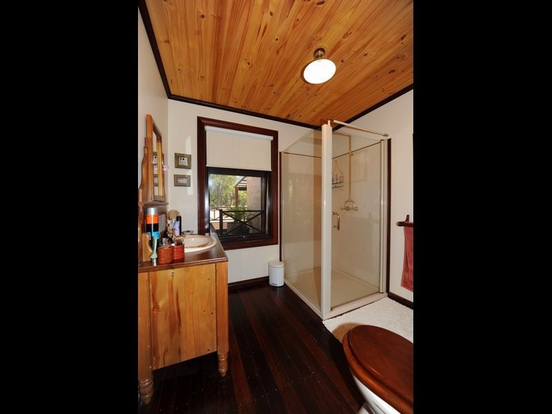 56 Falls Heights, Gidgegannup WA 6083