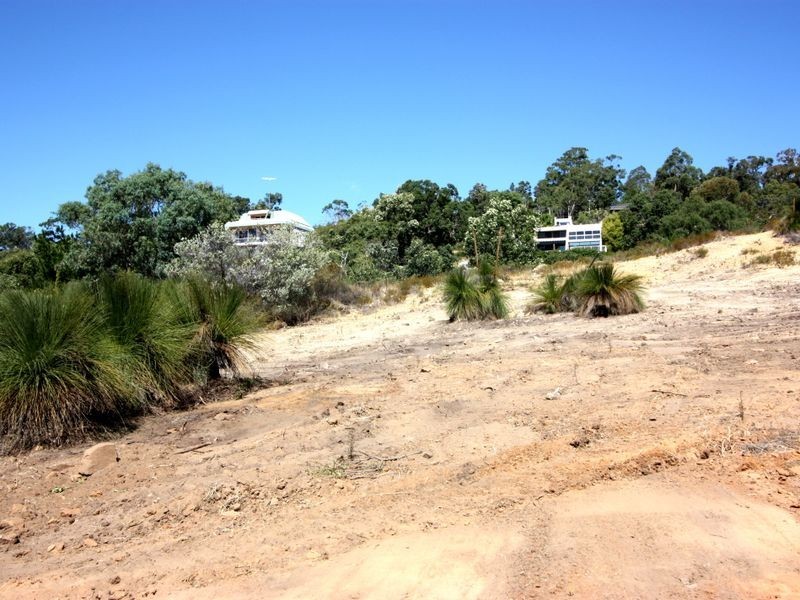 193 Falls Road, Lesmurdie WA 6076