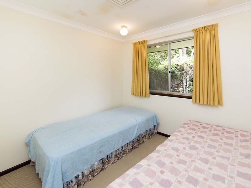 15 Elmwood Crescent, Lesmurdie WA 6076