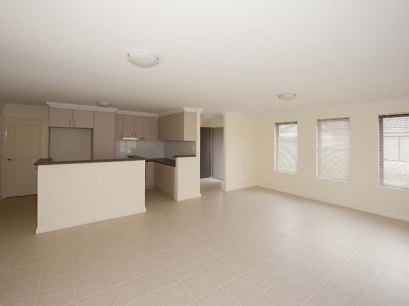 10 D Epping Court, High Wycombe WA 6057