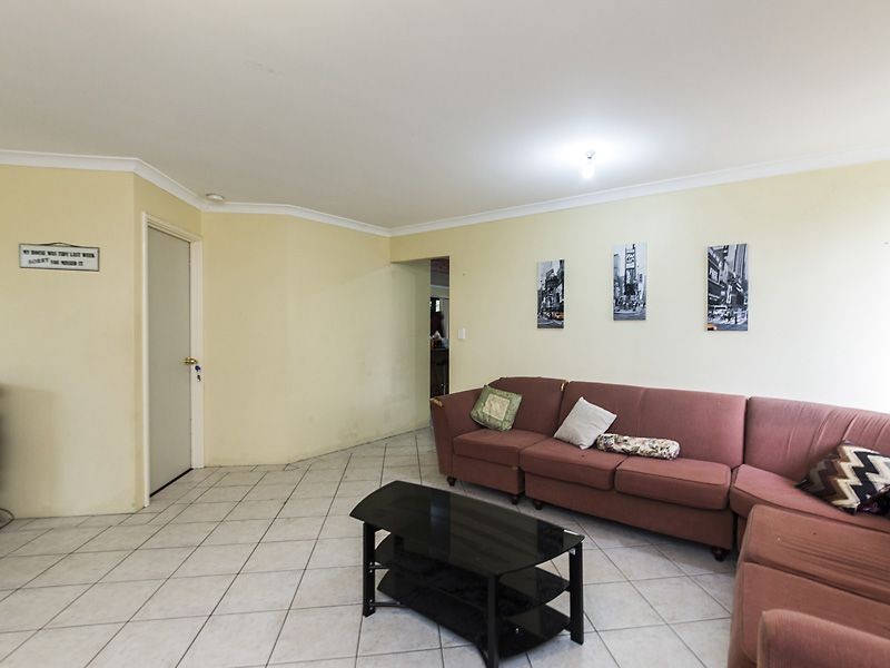 50 Feeney Gardens, High Wycombe WA 6057