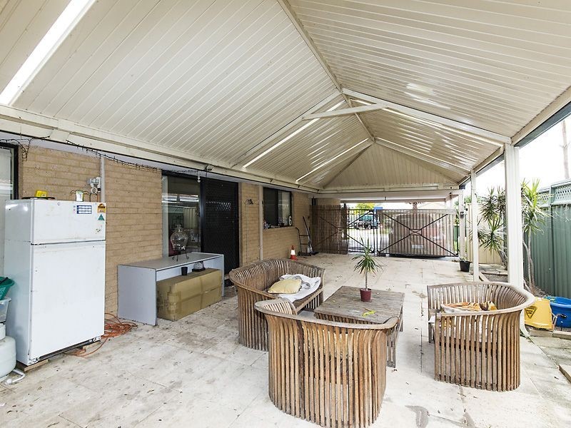 50 Feeney Gardens, High Wycombe WA 6057