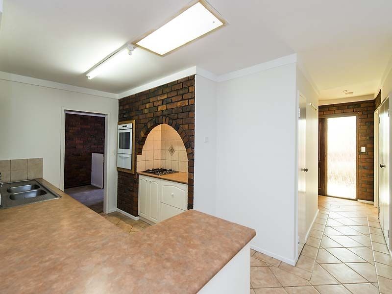 13 Solandra Way, Forrestfield WA 6058