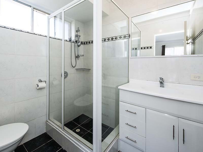 13 Solandra Way, Forrestfield WA 6058