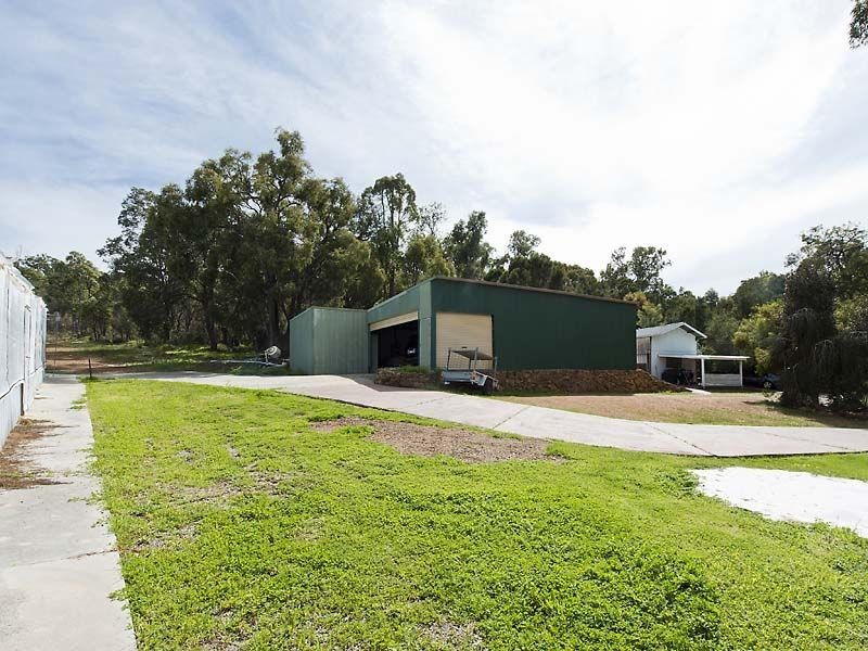 234 Stanhope Road, Walliston WA 6076