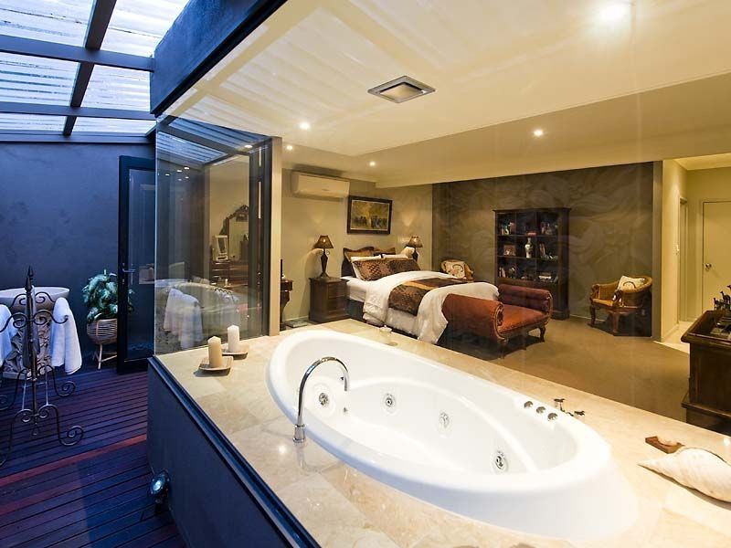 143 Bahen Road, Hacketts Gully WA 6076