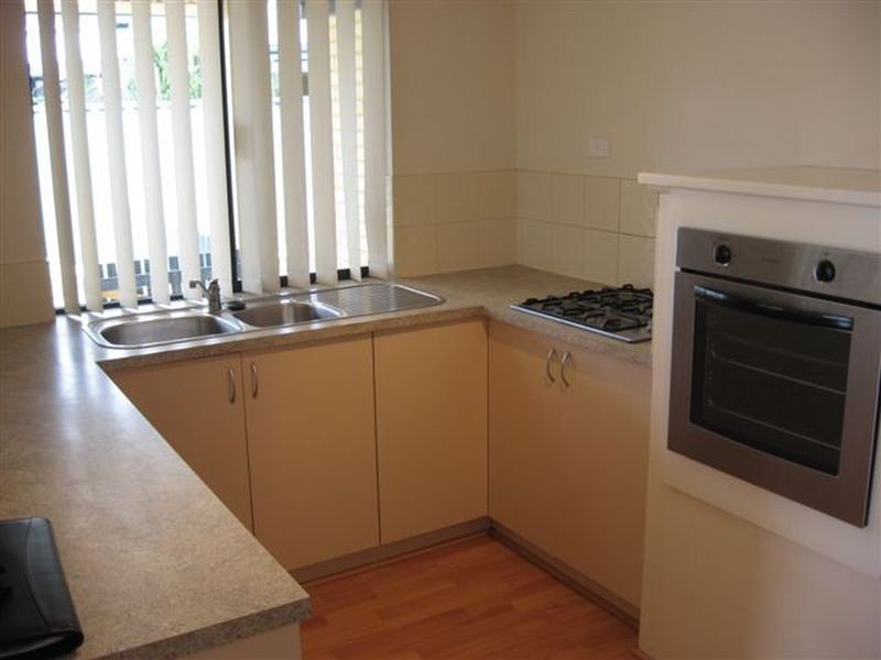 11 Fleet Circle, High Wycombe WA 6057