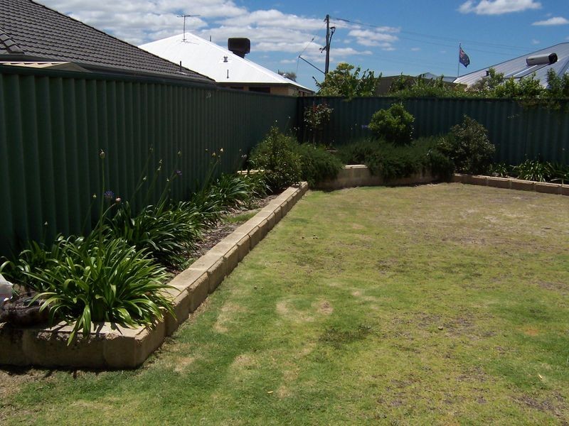 11 Fleet Circle, High Wycombe WA 6057