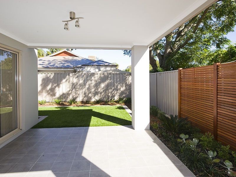 7/12 Henderson Place, High Wycombe WA 6057