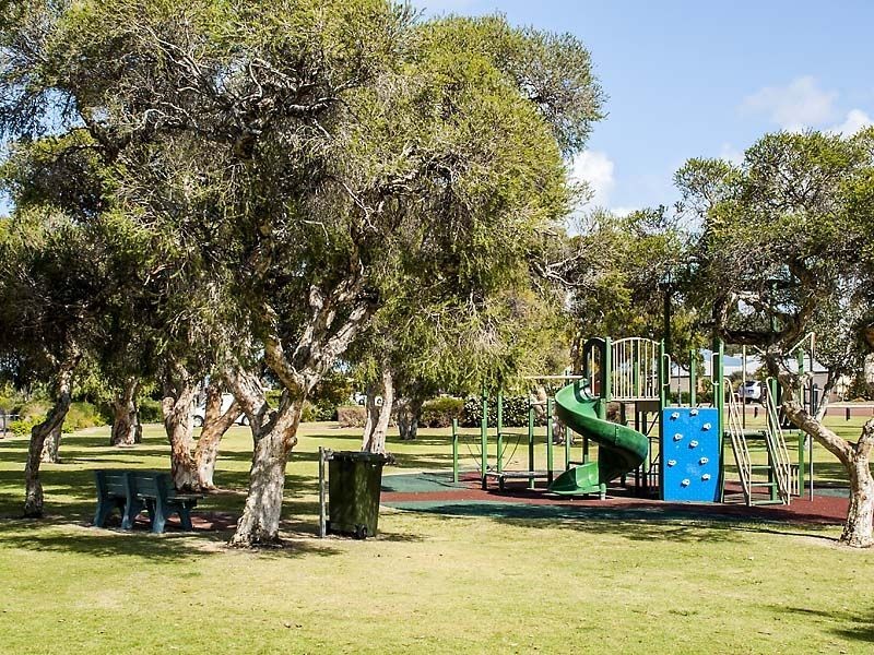 40 Oldham Pass, High Wycombe WA 6057