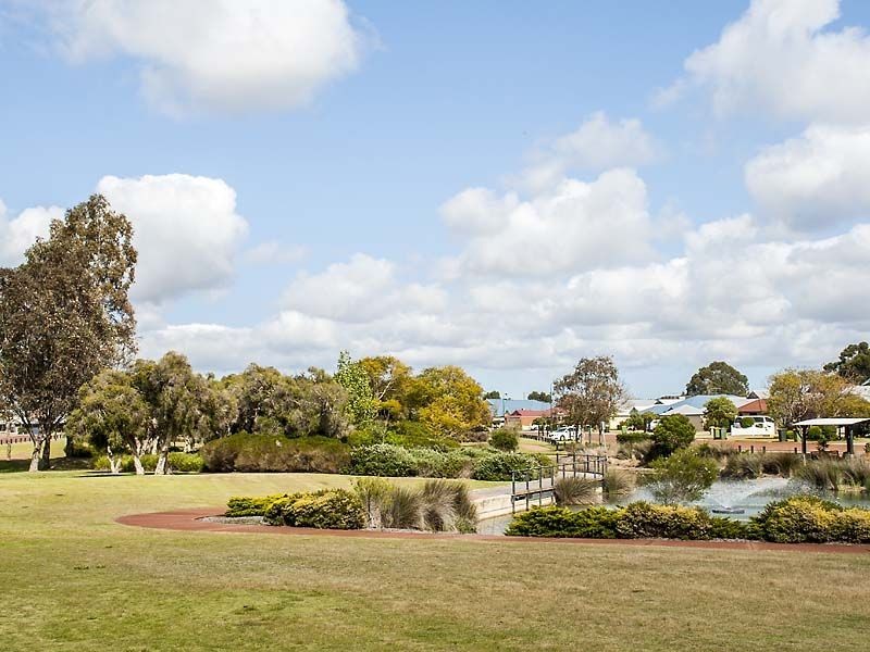 40 Oldham Pass, High Wycombe WA 6057