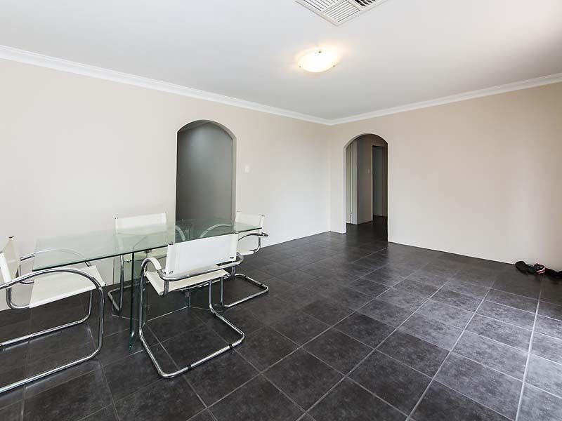 10 Bellbird Court, High Wycombe WA 6057