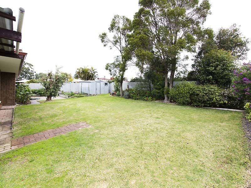 9 Macao Road, High Wycombe WA 6057