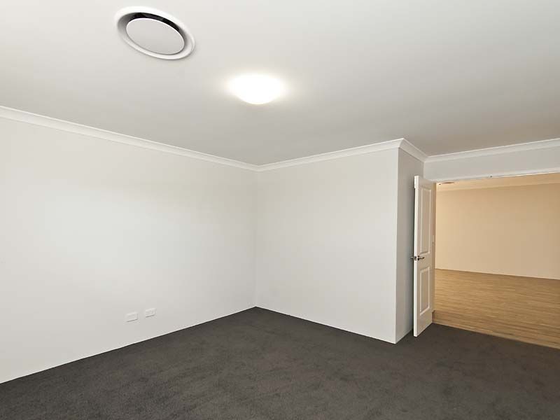 1/25 Range View Road, High Wycombe WA 6057