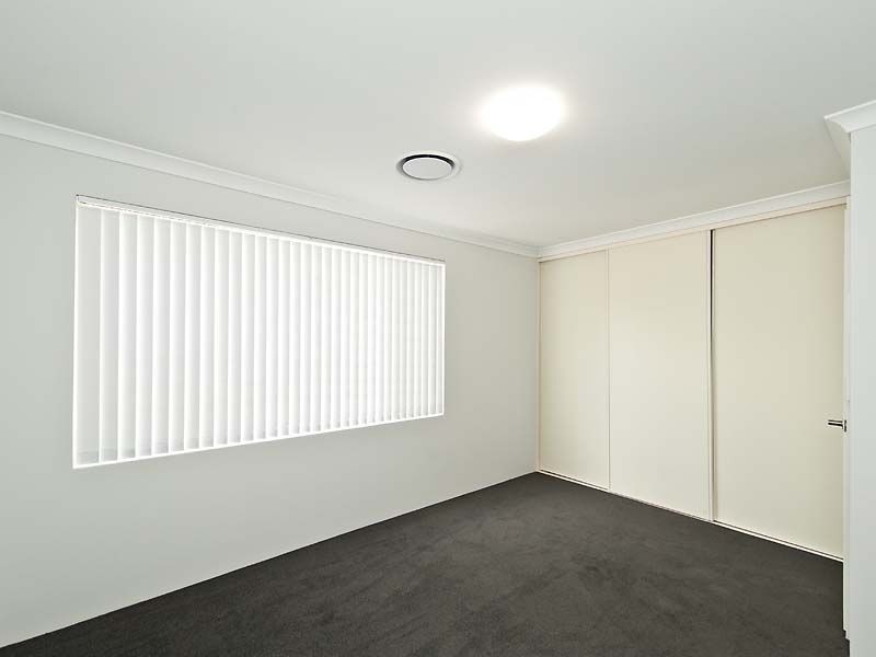 1/25 Range View Road, High Wycombe WA 6057