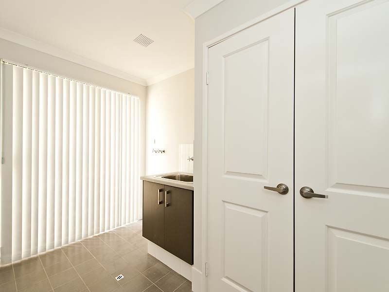 1/25 Range View Road, High Wycombe WA 6057