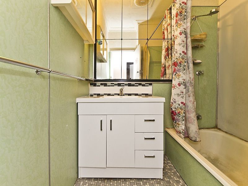 1 Cumberland Road, Forrestfield WA 6058