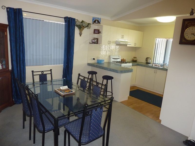 22/186 Hale Road, Forrestfield WA 6058