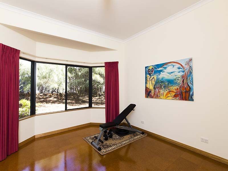 11 Arthur Road, Gooseberry Hill WA 6076