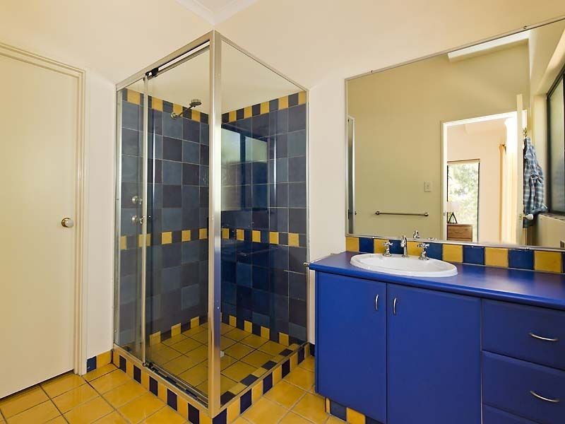 11 Arthur Road, Gooseberry Hill WA 6076