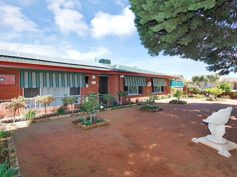 60 Mahonia Way, Forrestfield WA 6058