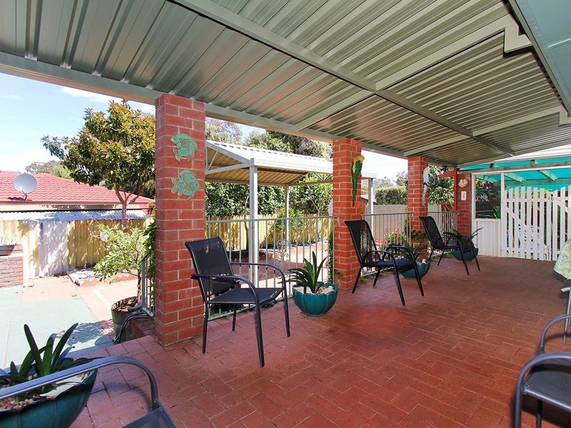 60 Mahonia Way, Forrestfield WA 6058