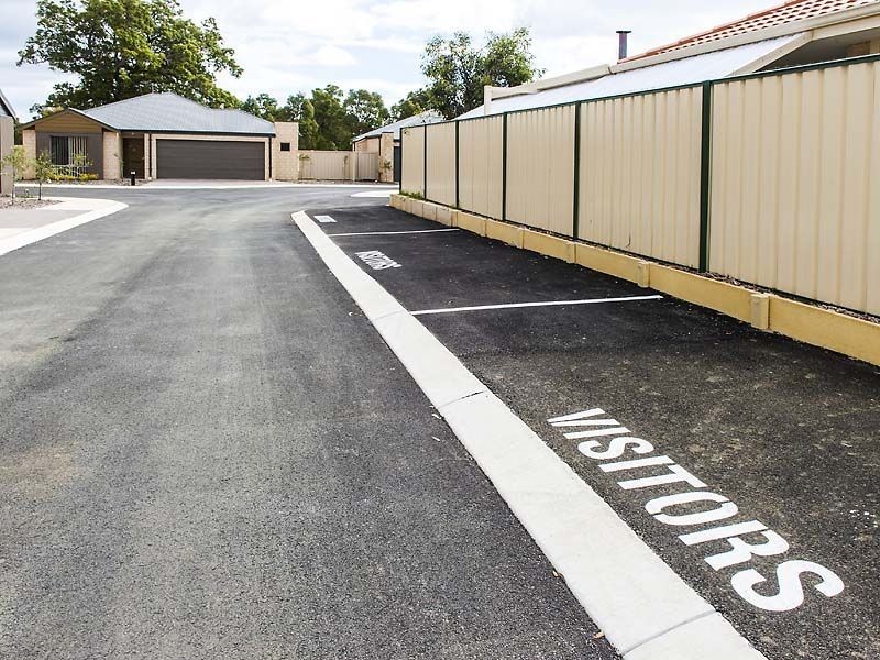 1/26 Mangosteen Drive, Forrestfield WA 6058