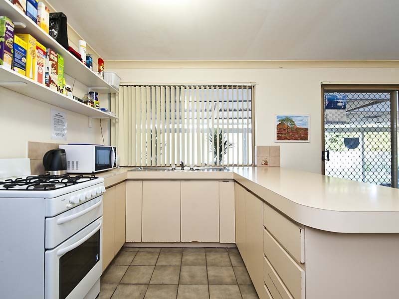 34 Tijuana Road, Armadale WA 6112