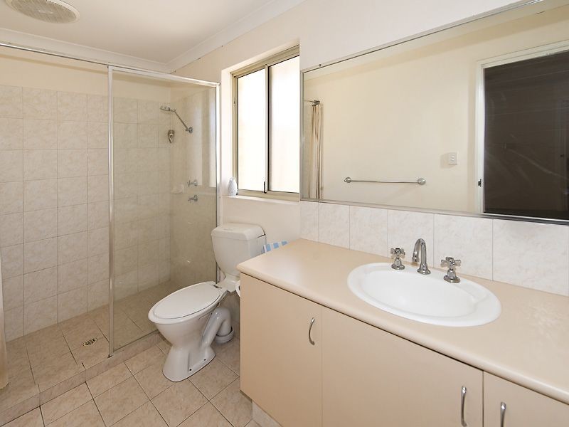 3 Silica Road, Wattle Grove WA 6107