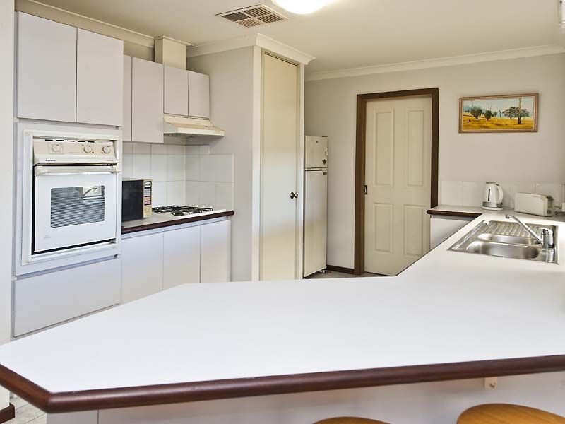 29 Stevens Road, High Wycombe WA 6057