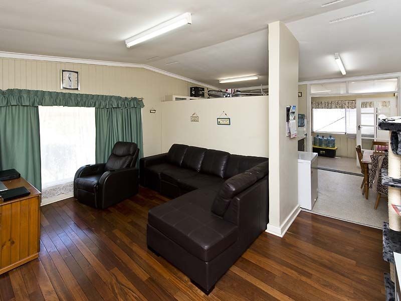 7 Jeanhulley Road, High Wycombe WA 6057