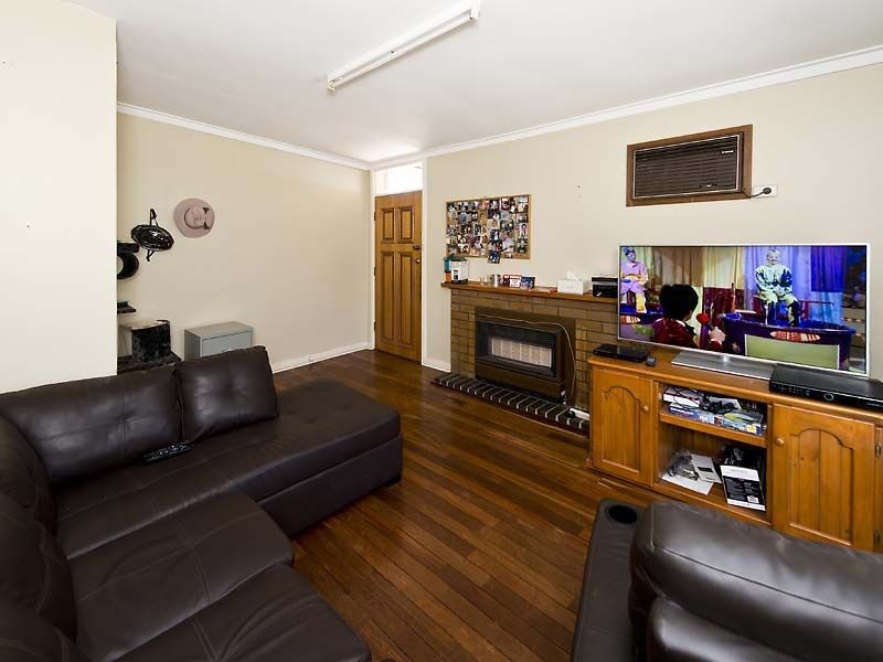 7 Jeanhulley Road, High Wycombe WA 6057