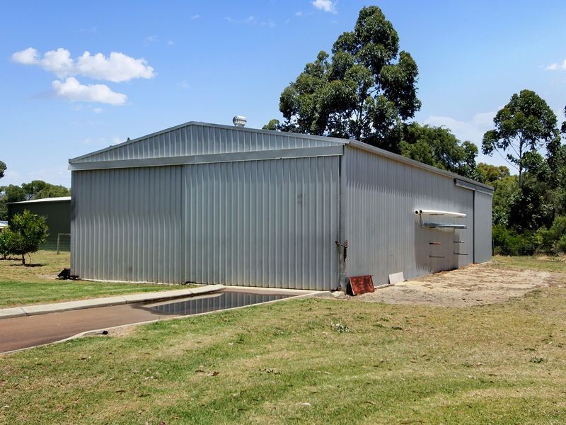 15 Mulberry Court, Maida Vale WA 6057