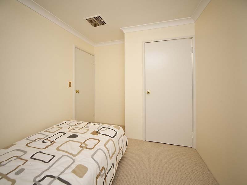 34 Canter Court, Orange Grove WA 6109