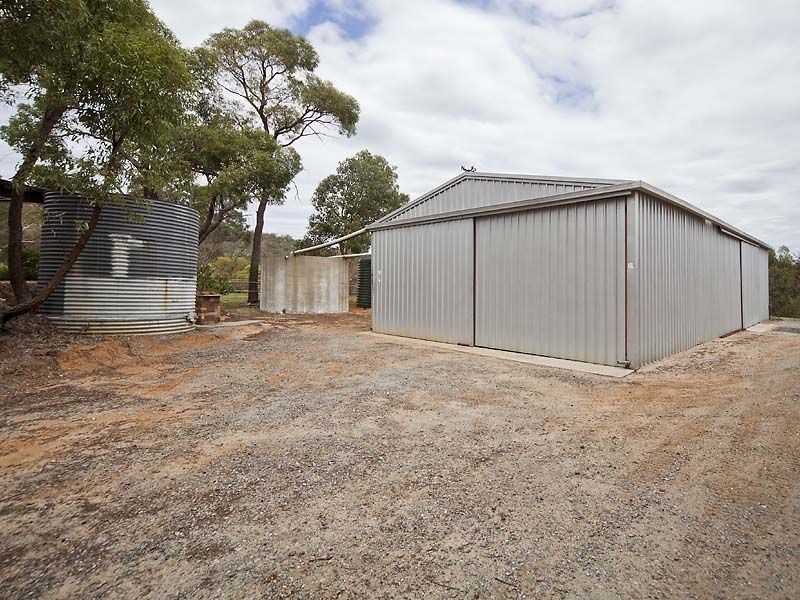 34 Canter Court, Orange Grove WA 6109