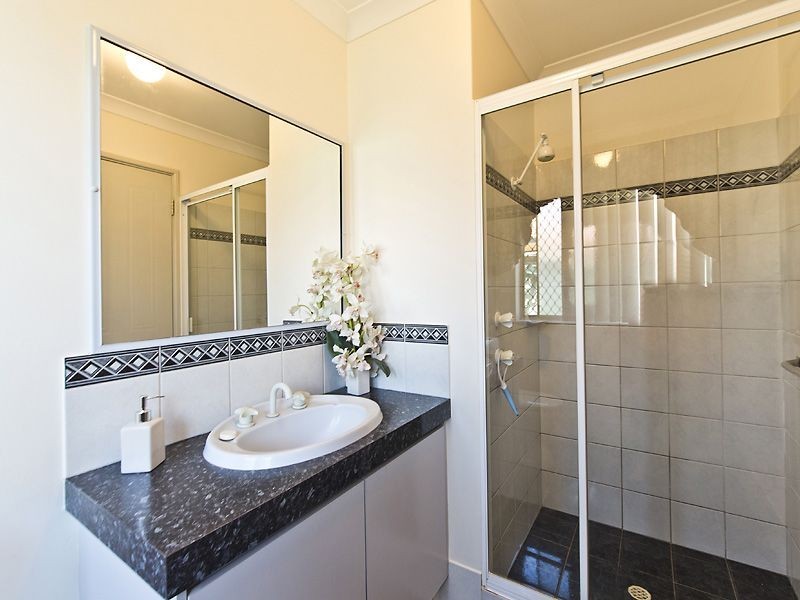 2 Limonite Court, Forrestfield WA 6058
