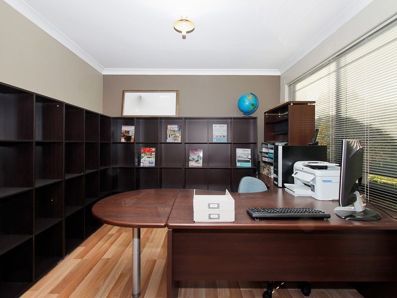 4 Citrine Gardens, Forrestfield WA 6058