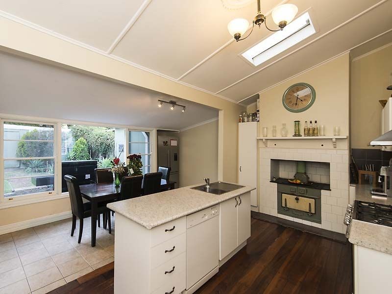 3 Station Street, Guildford WA 6055