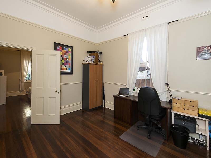 3 Station Street, Guildford WA 6055