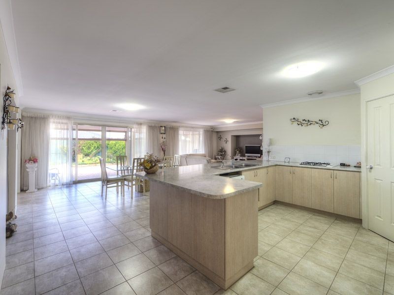 262 Adelaide Street, High Wycombe WA 6057