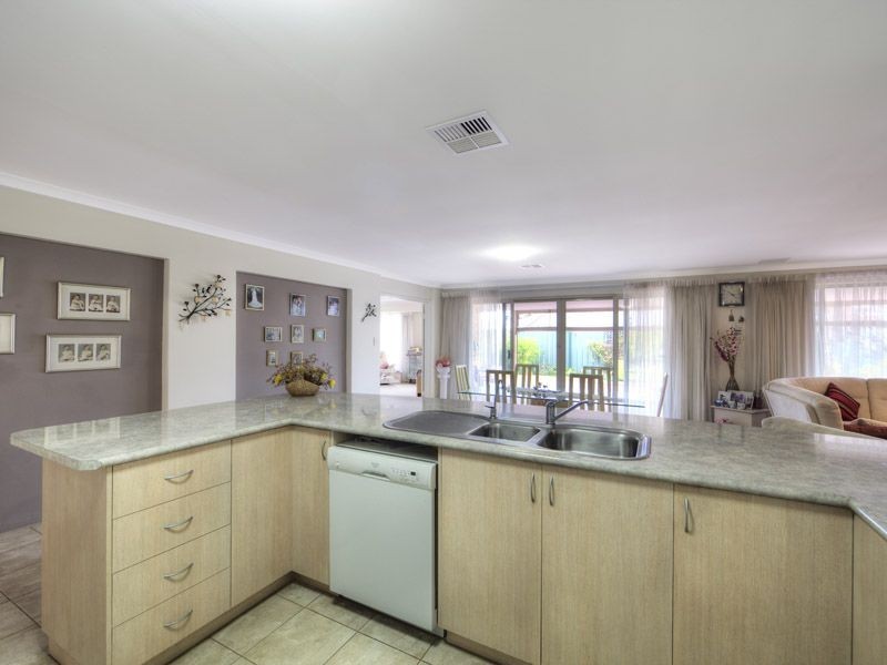 262 Adelaide Street, High Wycombe WA 6057