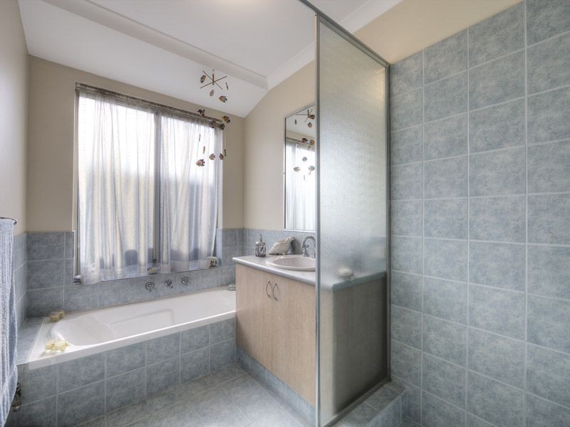 262 Adelaide Street, High Wycombe WA 6057